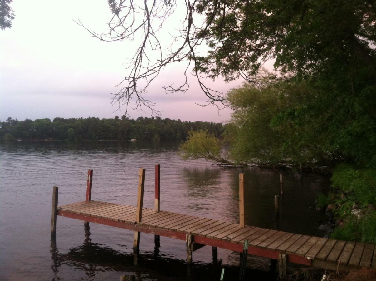 Rainbow'S End Resort Camp Chetek Buitenkant foto